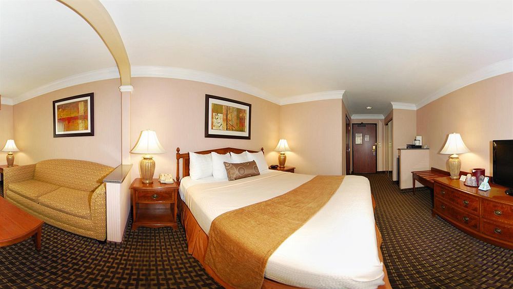 Western - Angeles Lax Airport Hotel 3*