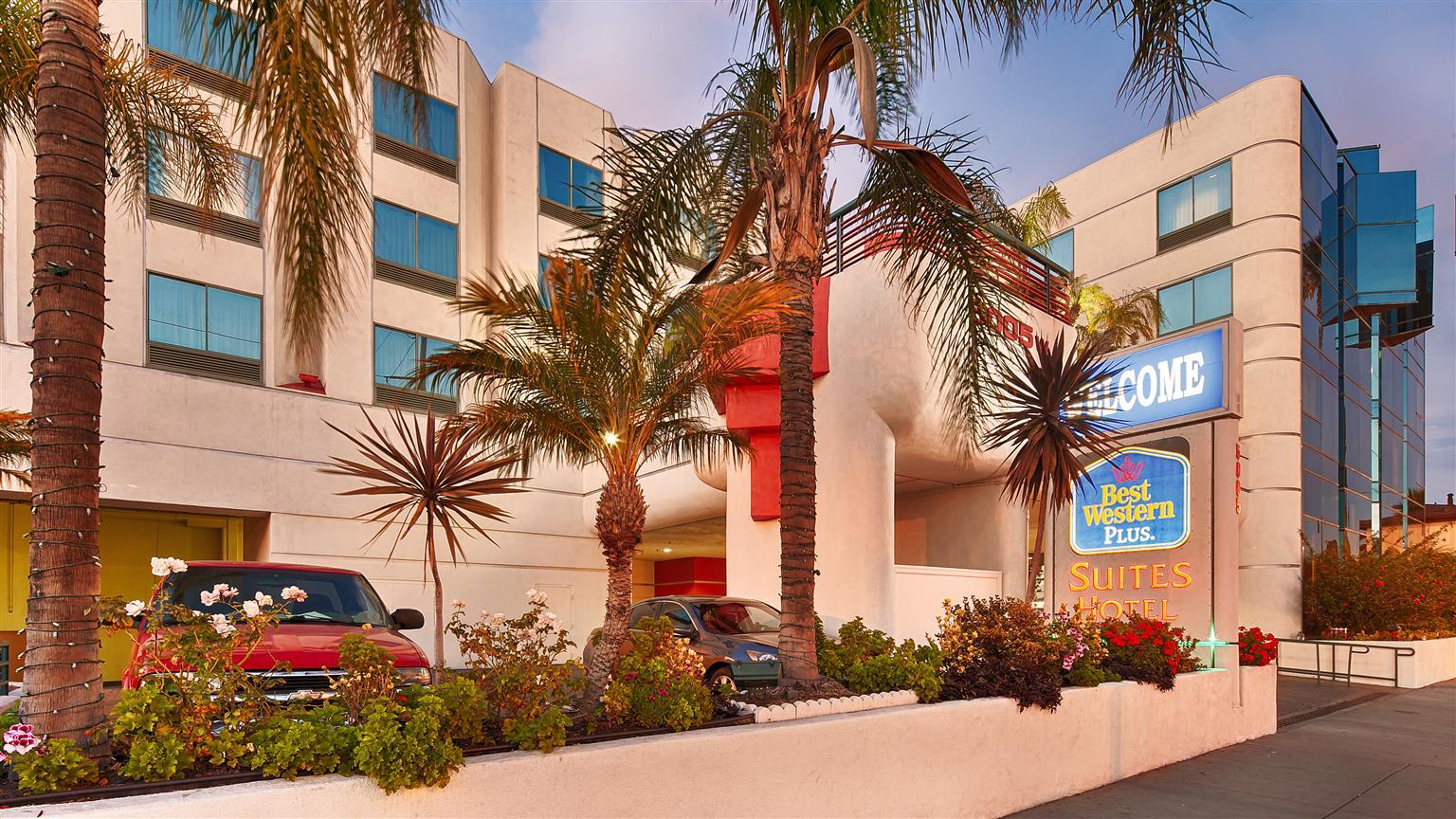 Western - Angeles Lax Airport 3*