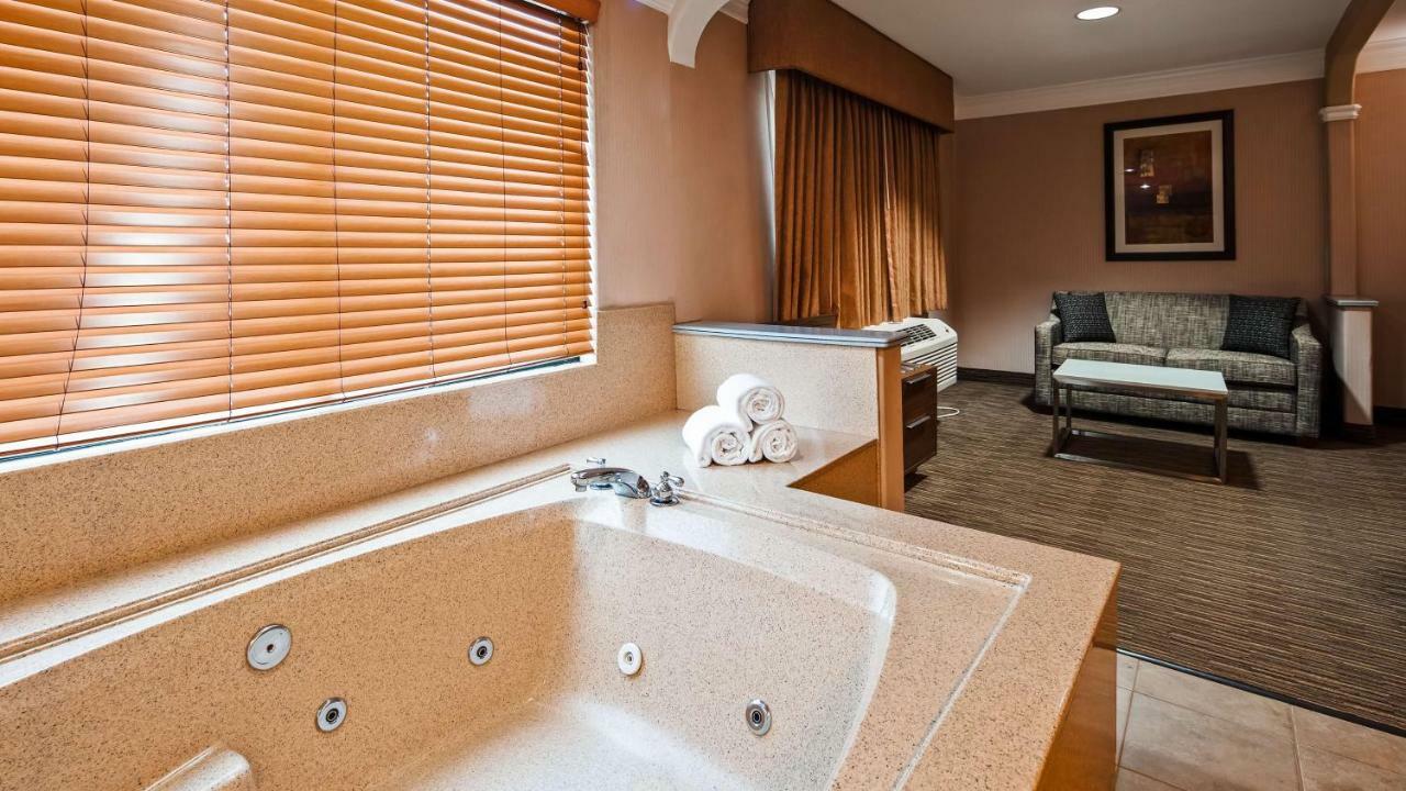 Western - Angeles Lax Airport Hotel 3*